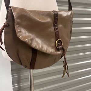 LUCKY distressed genuine leather bag